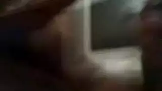 زب أسود كبير يحتاج بشدة لقبضة عاهرة