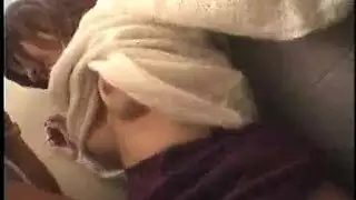 بنات الخالة ذات الصدور الكبيرة في مثلية صريحة
