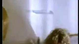 عروس عربية عذراء تُدمر في ليلة الزفاف