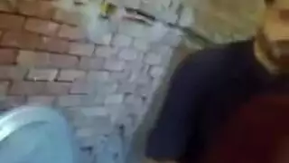 إنها مدمنة على قضيبه