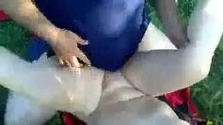 افا ديفن زوجة اخ