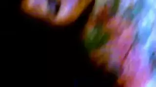 أنا استمني بينما استمنى ثم أنظر في عيون الفتاة وأرى جسدها يهتز بسرور