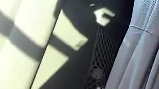 عاهرة قذره تمص