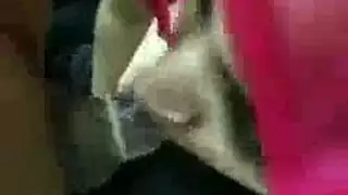 جلسة مصّ آمنة حميمة تنتهي بنشوة