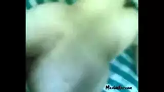 سكس عربي خشن: شهوة فتاة يمنية تنطلق بنيك قوي وتفريغ في الحلق