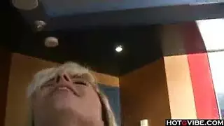 ثلاثية سحاق تتبلل بخاتم نابض