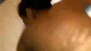 خيانه مترجمه مساج تخدع زوجها وهو يتحدث فى المحمول بدون مياخد بالو