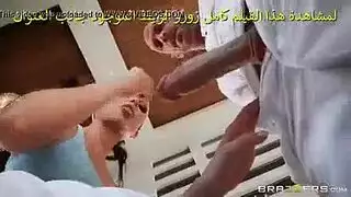 فتاحة قاعة رياضية تمسّد وتنيك قوي