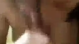 خضوع تام: فمها هو غمد قضيبه الشخصي