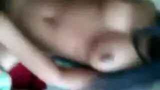 راقصة شرقية ساخنة تخلع ملابسها في فيلم إباحي صريح