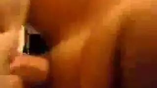 العراة الشاطئ