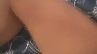 مثليات فاسقات فاقدات للوعي تأخذ تفحيص شرجي وضرب قاس أثناء النوم