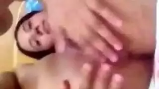 يك مريم مكرم في كسها