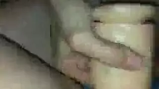 سيطرة ملكية إباحية: ثلاث أميرات تهين رجلاً بوحشية