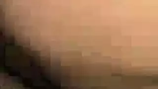 شقتان، علاقة جنسية جماعية واحدة: شرج وإيلاج مزدوج صباحاً