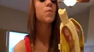 مغربية موزة