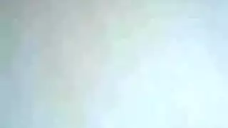 زوجة مثيرة تتوسل لقضيب عميق من عشيقها
