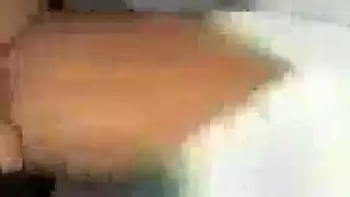 غنيمة تتوسل للمزيد من عمود ضخم صلب