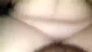 وضع كلبي عنيف: تئن كسى يحتاج هواء أثناء الجنس