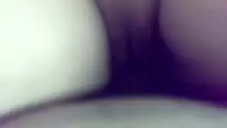 فتاة عراقية تمص وتأخذ القضيب