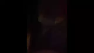 سمر الهايجه مبهدله نفسها لعب وتفريش وحك لغاية ما كسها ولع