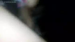 إباحية خلفية: مراهقة تستمني على الدراجة