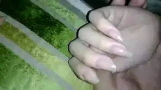 من التثاؤب إلى الأنين: كعب عالٍ، تركب زبه وهي مبللة