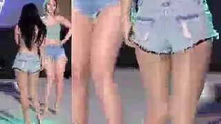 خونث تركب عضوًا ضخمًا
