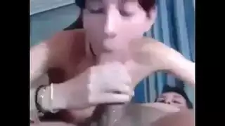 ابتلاع كل قطرة أخيرة لقاء فم حميم