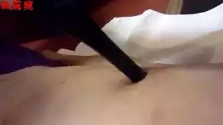 أناكي في هذه الأحذية القصيرة المربوطة