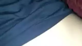 فتاة عربية كبيرة الصدر في فيلم إباحي شرجي صارخ