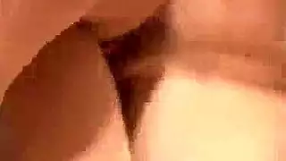 باتريك الأحمر يضرب مؤخرة ممرضته الموشومة في مشهد إباحي