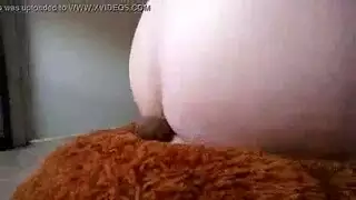 مثلي الجنس يواجه ندف شاعر المليون