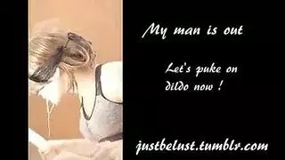 عرض جنسي مكثف مع قيء وبصق أثناء الاختراق الحلقي