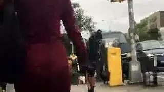 فقاعة بعقب الاختناق اللعب اول مرة