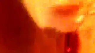 يد المساعدة تؤدي إلى اختراق عميق للكس