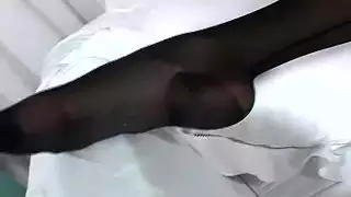 تتعاطى مادة المخدرات الكرستال الميث