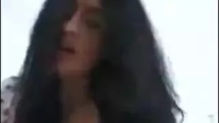 صديقة عربية لطيفة تحب القصف الصعب