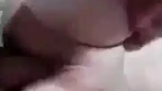 محرم قاسي: جنس عنيف وأنين عالٍ في فيلم محظور