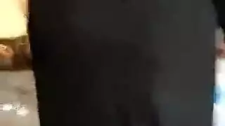 فتاة متدينة تبرز فرجها وتملأ بالسائل المنوي