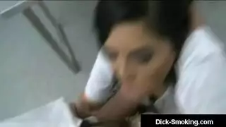 مضاجعة فرج سيدة أنيقة في الدش