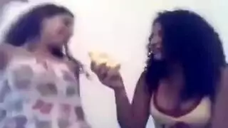 احلى تدليك واحلى كلام عربي