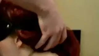 معصوب العينين حفاضات 18 سنة من العمر