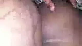 النسر القانوني ينتشر لقصف بالقضيب في المكتب