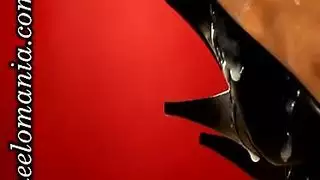 واتساب الديوث: حفلة جنس جماعي إباحية