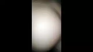 عربية مثيرة تحصل على نيك شرجي قوي وقذف داخلي