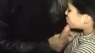مصة قوية من الزوجة العربية لقضيب مغربي وحشي