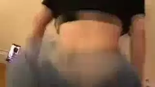 إكس إكس إكس قبضة: ضرب نقطة جي سبوت وهي تئن في النشوة