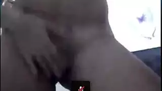 عيد جنس فموي مع صاحبة الثدي الكبير