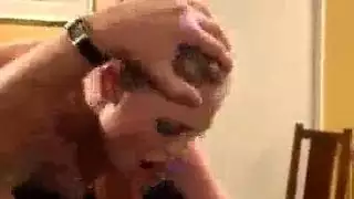 فرسها تُضرب حتى تصرخ